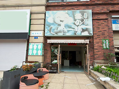 华南中心小学52平空铺出租