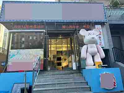 三八广场200平烧烤店转让