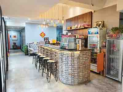 五一广场330平纯一层棋牌室转让