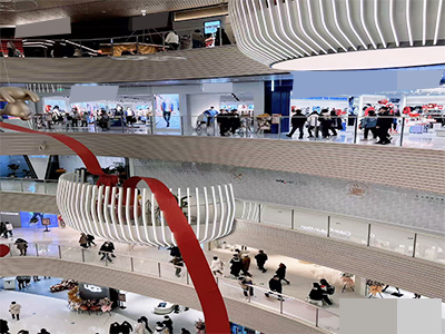 想在商场内做水吧的可以看一下!出入口位置