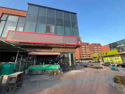 小区门口20米长门头可外摆烧烤转让加项台球