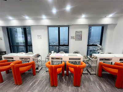 开发区万达3000+会员美甲美睫店转让