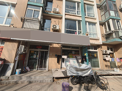 新星绿城小区门口经营多年超市转让