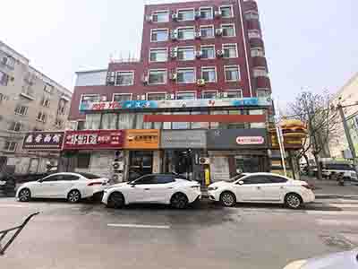 罗斯福后大门头空铺出租