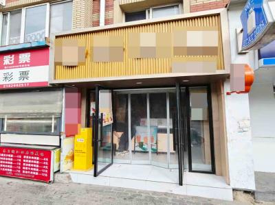 交大主道旁门店空转